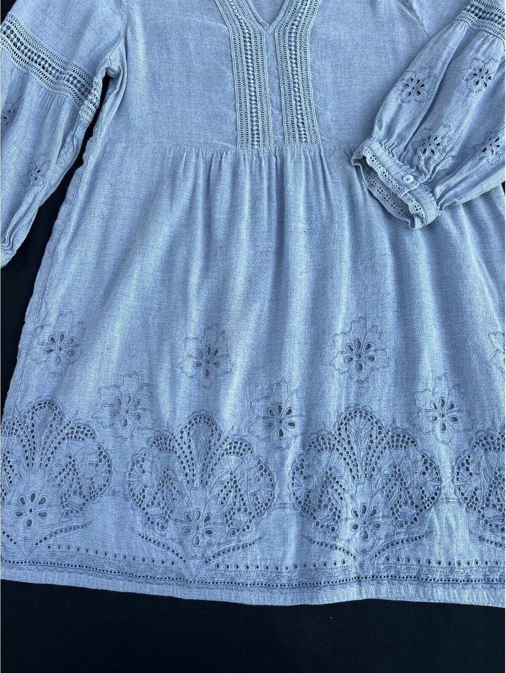 Tommy Bahamas Blue embroidered dress - Picture 5 of 9